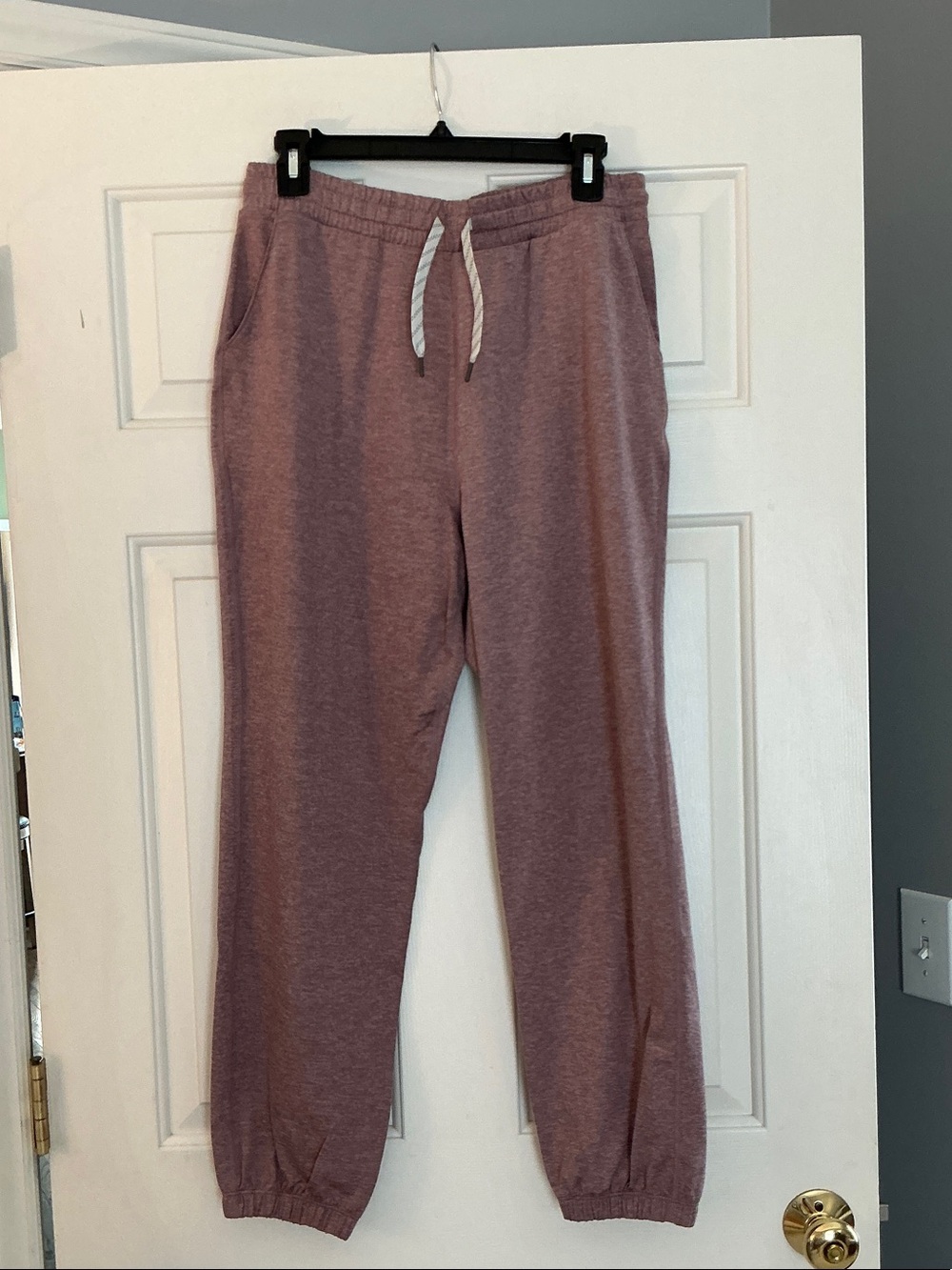 Kirkland Signature Dusty Rose Women's Jogger Pants size Medium